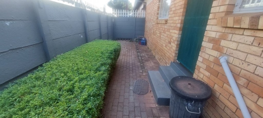 3 Bedroom Property for Sale in Flamingo Park Free State